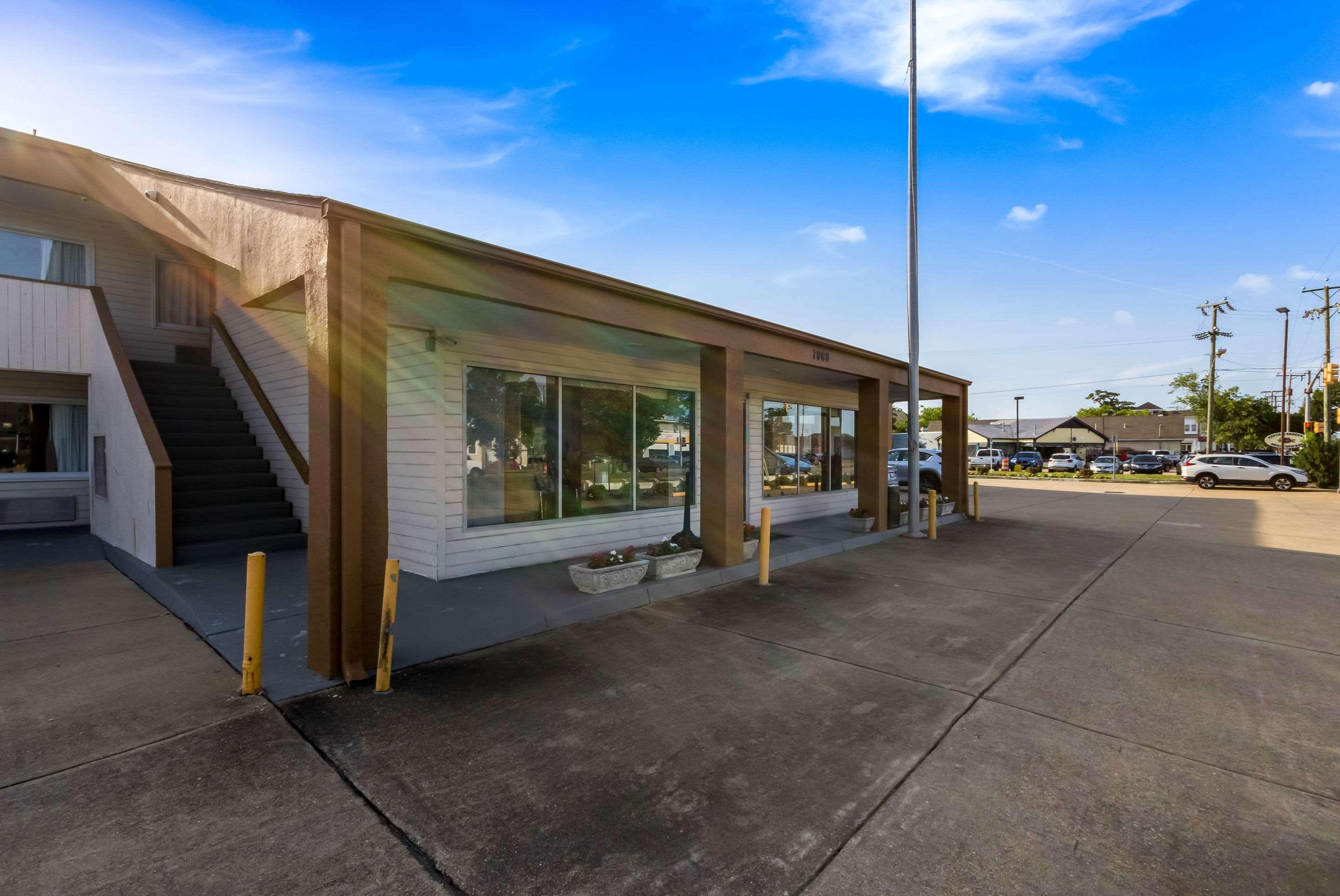 Econo Lodge Little Creek Norfolk Bagian luar foto