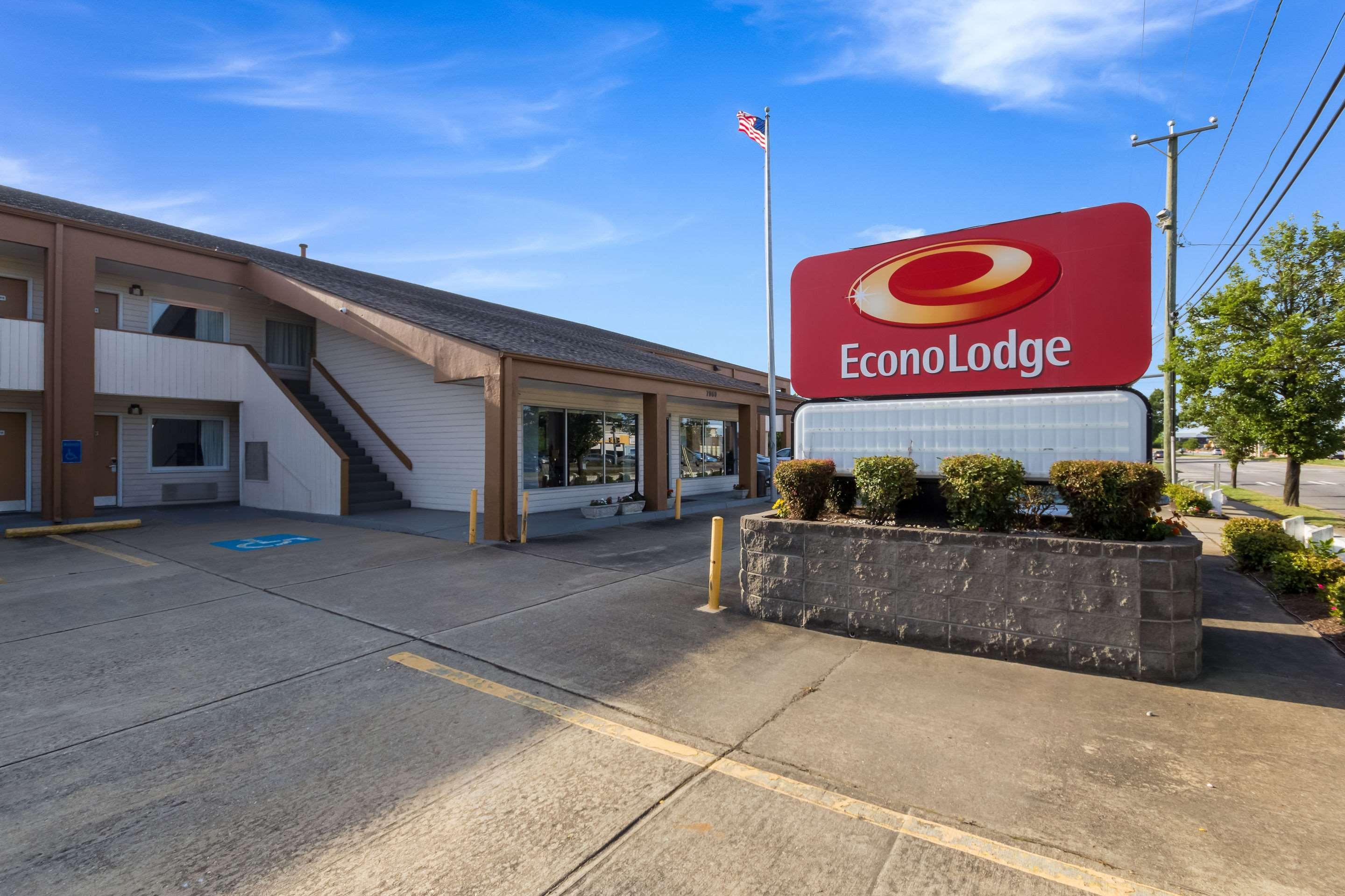 Econo Lodge Little Creek Norfolk Bagian luar foto